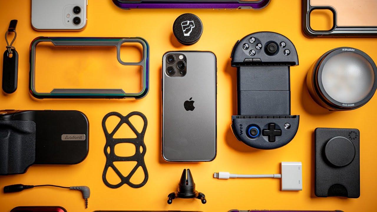 Explore Top 5 Must-Have Smartphone Accessories 2024 – Triveni World