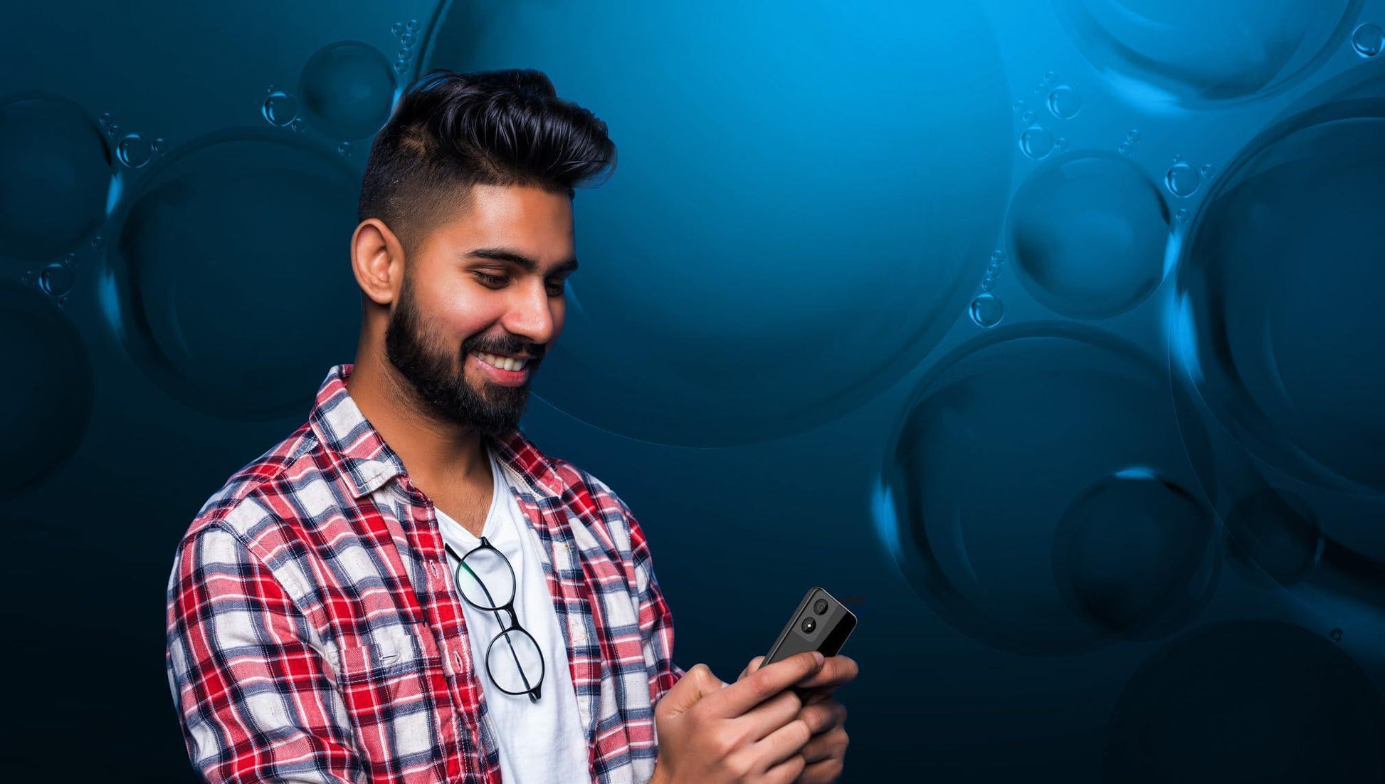 Itel it5262-2.4 inch Big Display with Premium Glass Like Back Design, 2000 mAh Battery, Auto Call Recording and Type C Charger_ Black - Triveni World