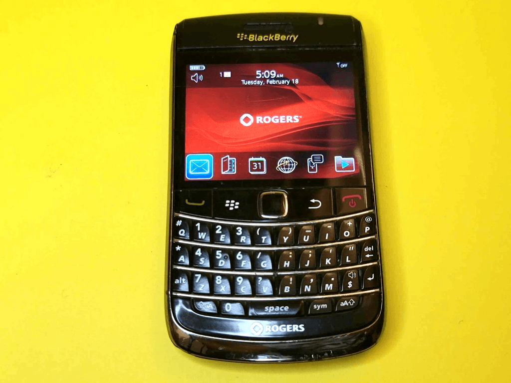 BLACKBERRY BOLD 9700 UNLOCKED QWERTY CELL PHONE Refurbished - Triveni World