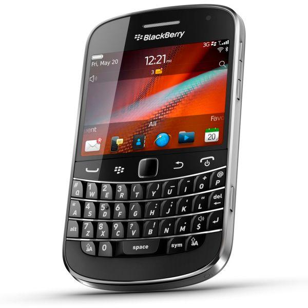 BlackBerry Bold 9900 Refurbished - Triveni World