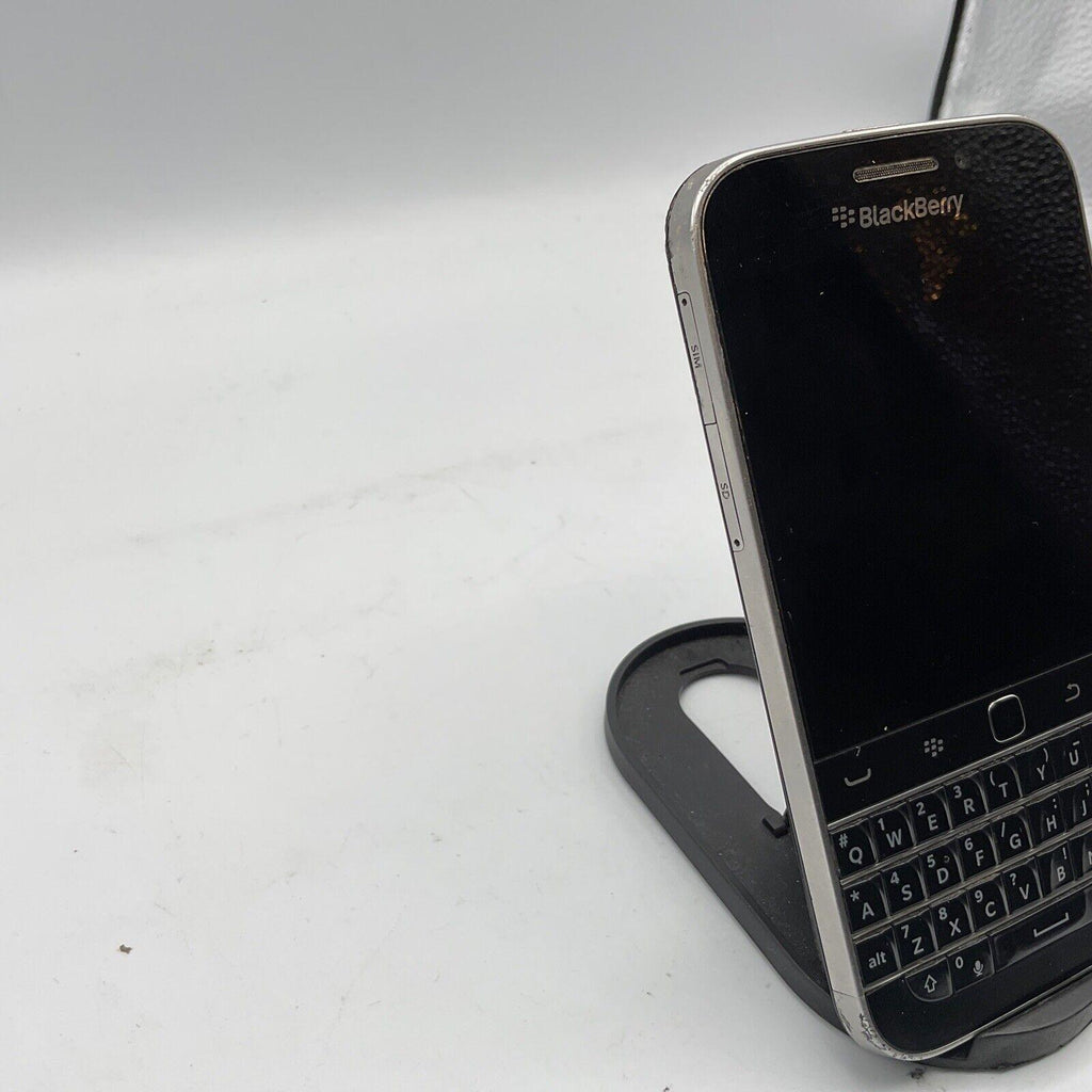 Blackberry Classic Q20 AT&T 16GB 4G LTE QWERTY SMARTPHONE Refurbished